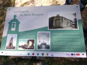 Chapelle du Mont Bouquet panneaux pédagogique