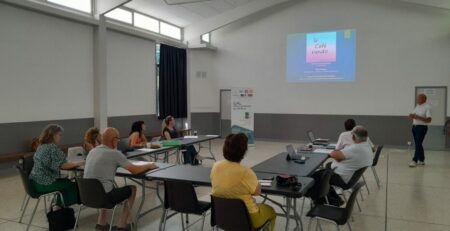Présentation du dossier de Café Rando à Saint-Jean-du-Gard en réunion du 12 juin